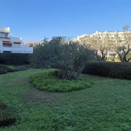 Studio 2 Pers ,Plage A 3 Min, Terrasse ,La Grande Motte Apartment