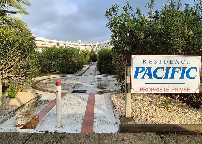 2 Pers ,plage A 3 Min, Parking, Terrasse ,la Grande Motte